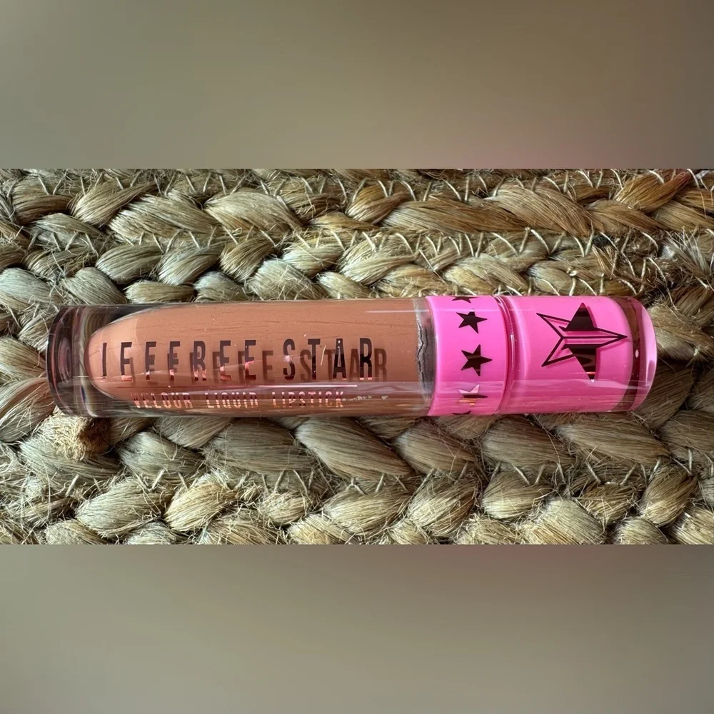 Jeffree Star Cosmetics Velour Liquid Lipstick in Leo Warm Honey Brown Matte